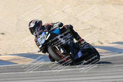 media/Dec-07-2025-CVMA (Sun) [[3e7d2de5dc]]/Race 7-Formula Lightweight Twins Shootout/